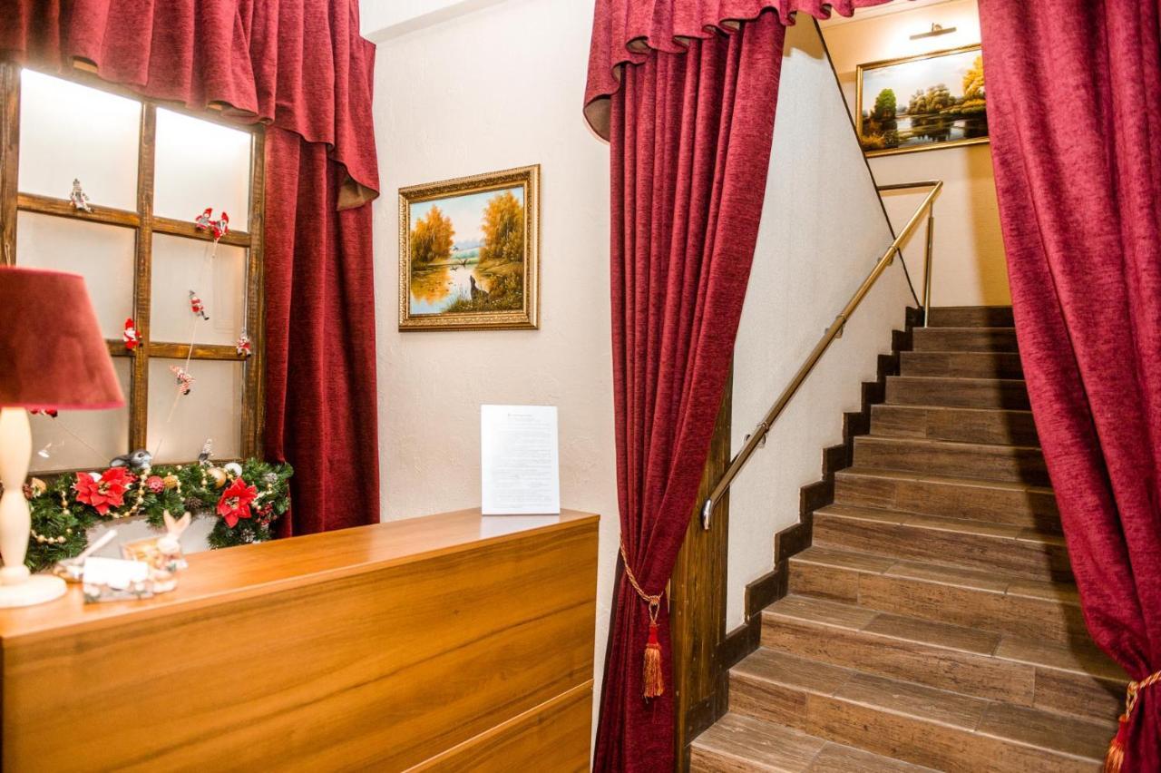 Veselyj Zajets Otel Pirnove Dış mekan fotoğraf