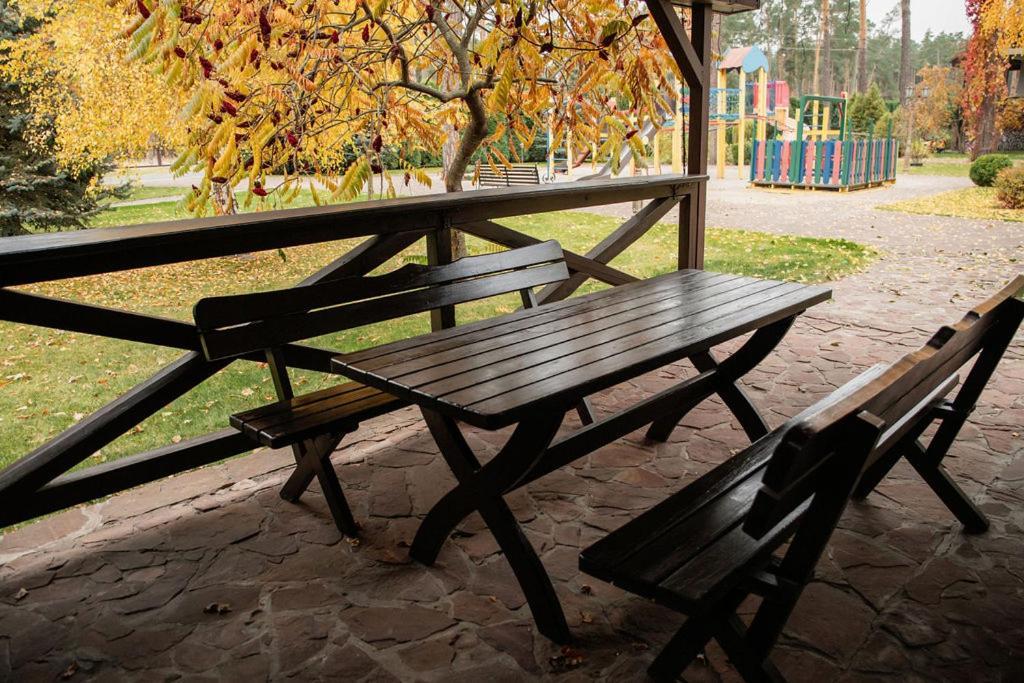 Veselyj Zajets Otel Pirnove Dış mekan fotoğraf