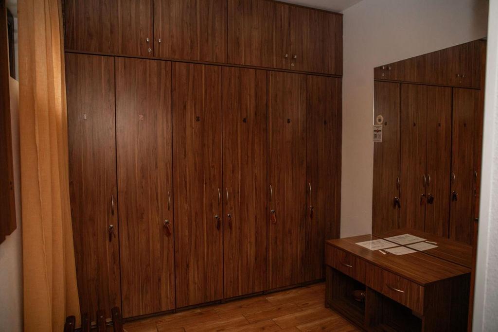 Veselyj Zajets Otel Pirnove Dış mekan fotoğraf